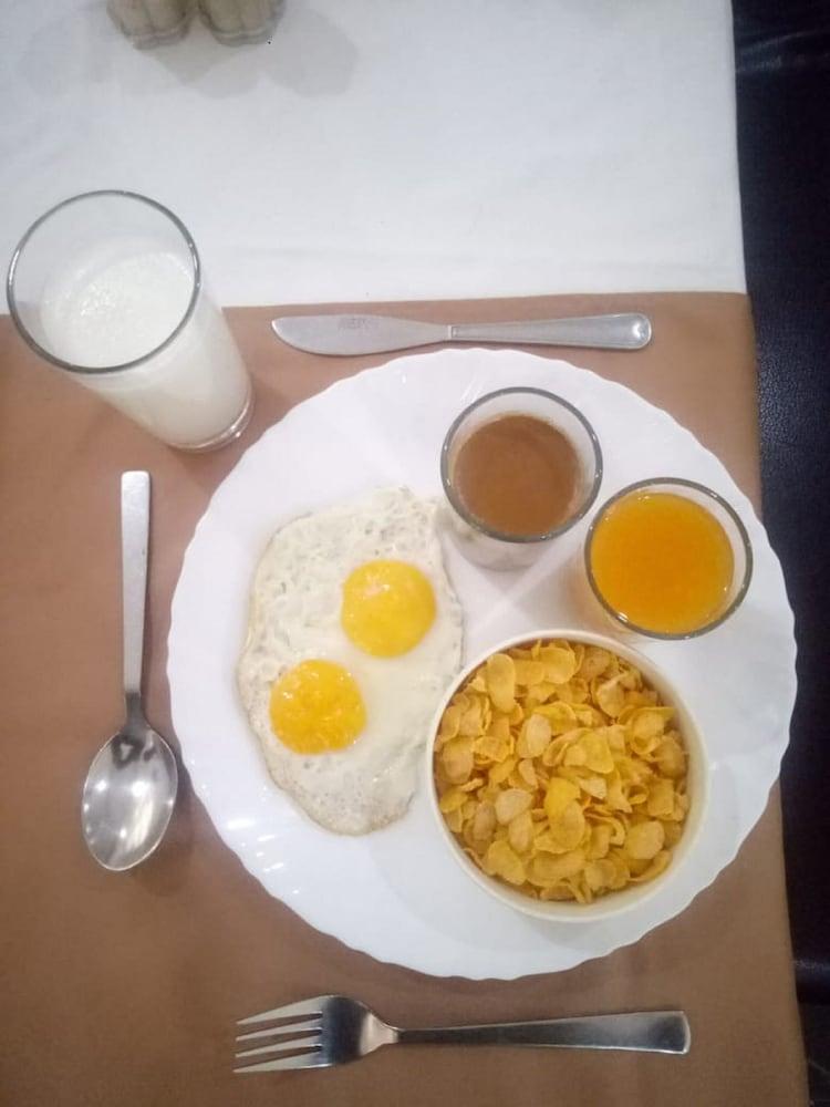 Hotel Lumbini International Bodh Gaya Eksteriør billede